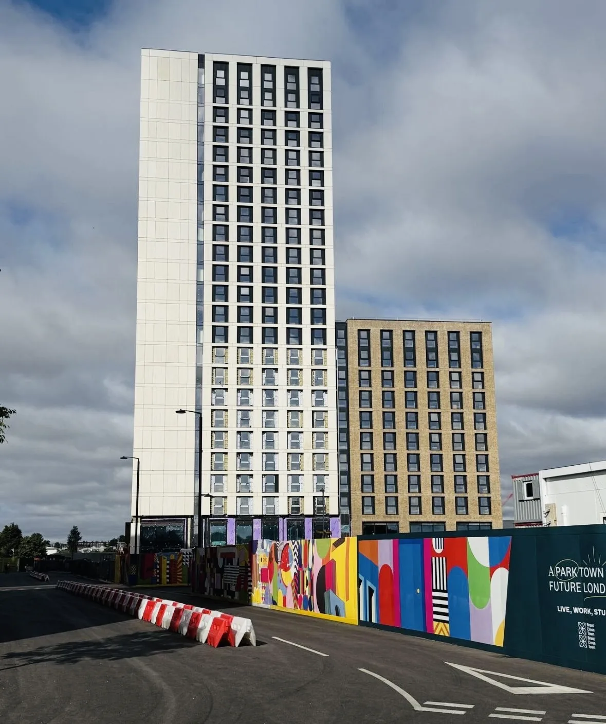 Plot 25, Brent Cross, London 1